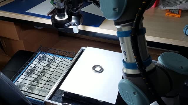 Uhrengehäuse KI-Inspektion — Schweizer Haute Horlogerie QK